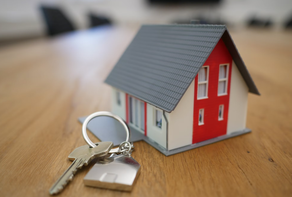 Buying vs. Renting: Making the Right Housing Decision